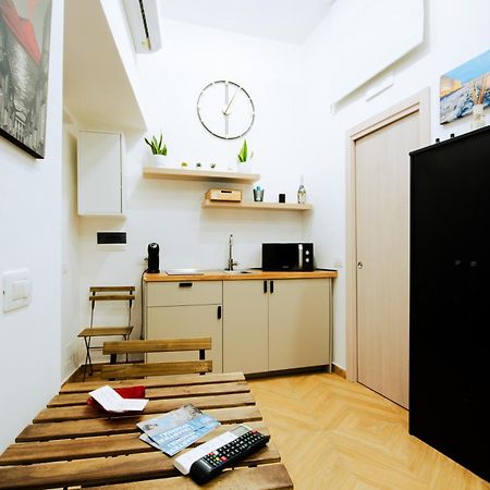 La Casa Di Nini Napoli Centro Apartment ภายนอก รูปภาพ